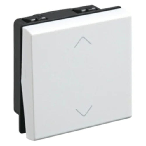 Legrand Myrius Switch 230 V  20 A 2 Way 2 M 6730 14
