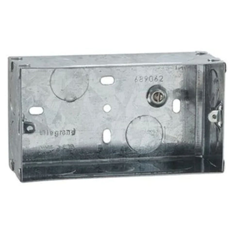 Legrand Britzy Metal Flush Box 4 Modules 6890 62