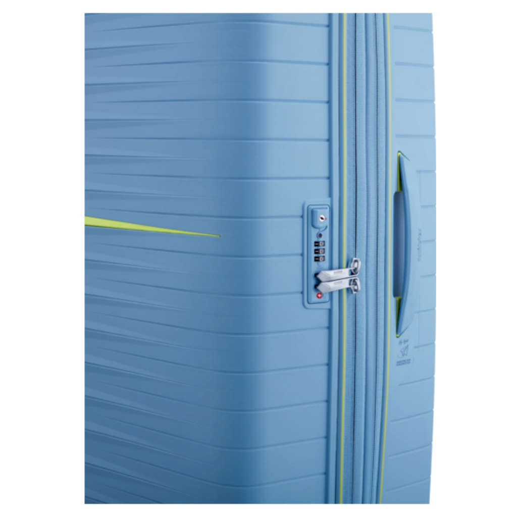 American Tourister Fast Forward Medium 68Cm Check-In Suitcase Blue