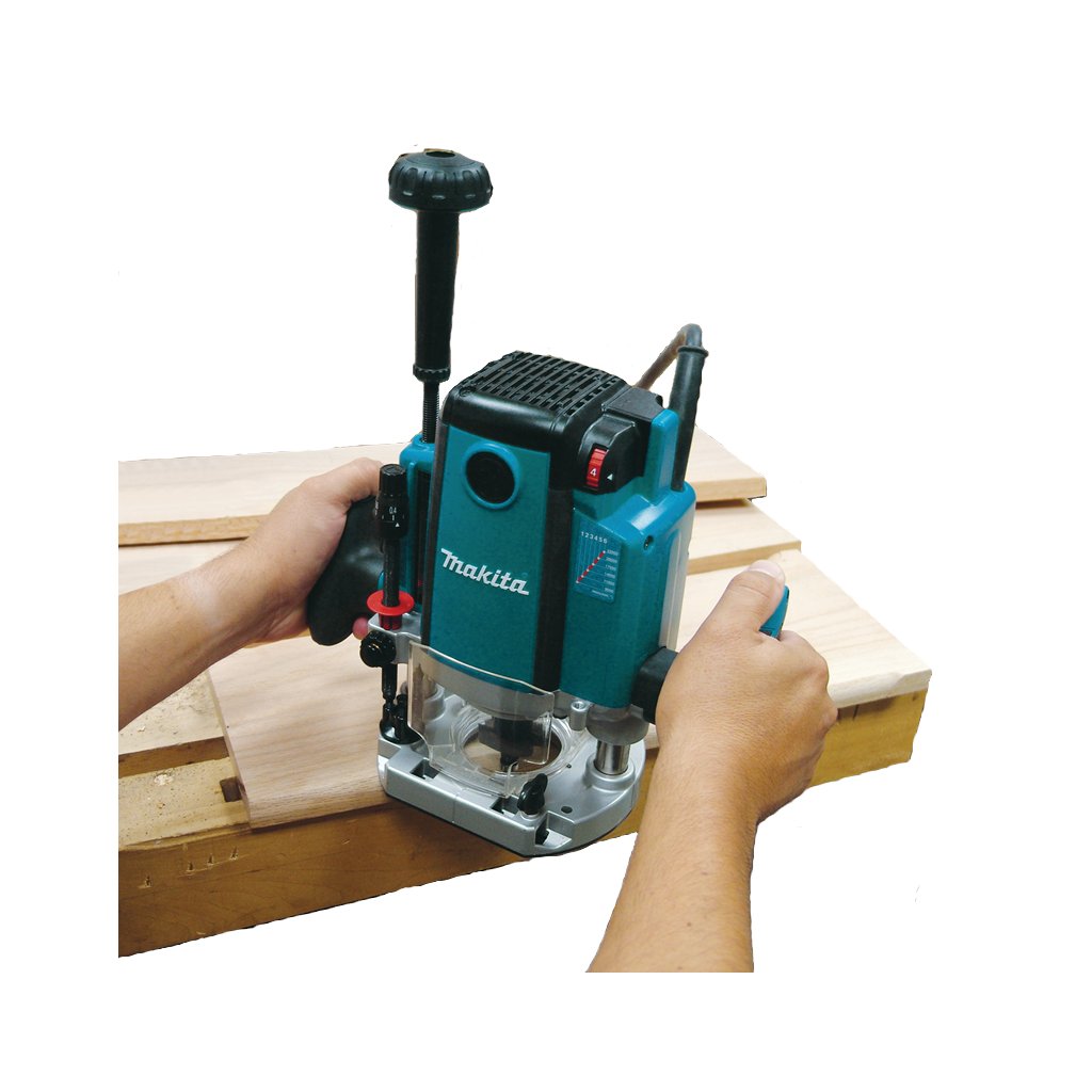 Makita 12mm (1/2 inch) 2100W Variable Speed Plunge Router RP2301FC