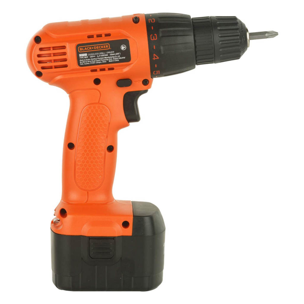 Black & Decker Ni-CD Cordless Drill With 2 Batteries 12V CD121B2