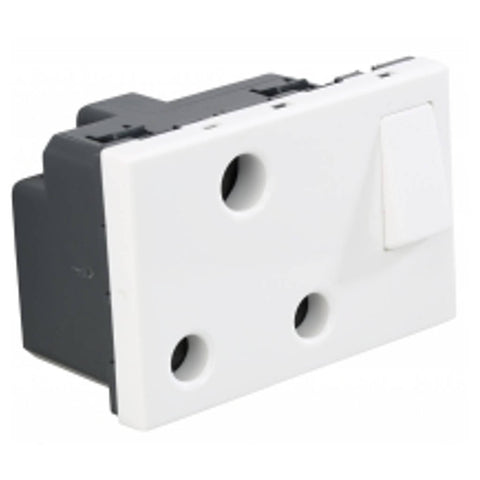 Legrand Arteor 3 Pin Socket With Switch 3M 16A White 5735 10 